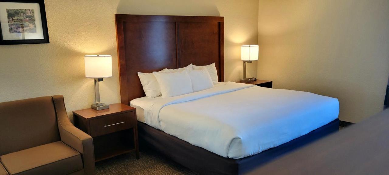 Spark By Hilton San Antonio Airport Eksteriør bilde